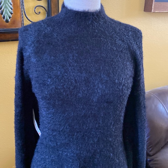 🌼NWT Bardot dress‼️ - Picture 4 of 10